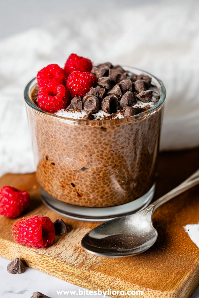 overnight chocolate chia pudding